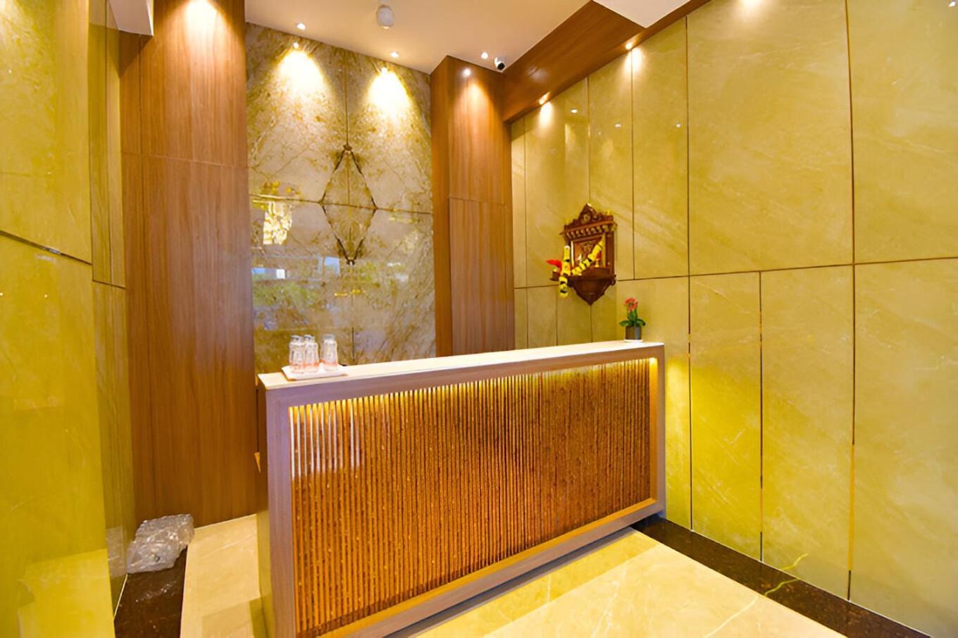 Glitz Hotels La Dahlia - Premium Thane Buitenkant foto